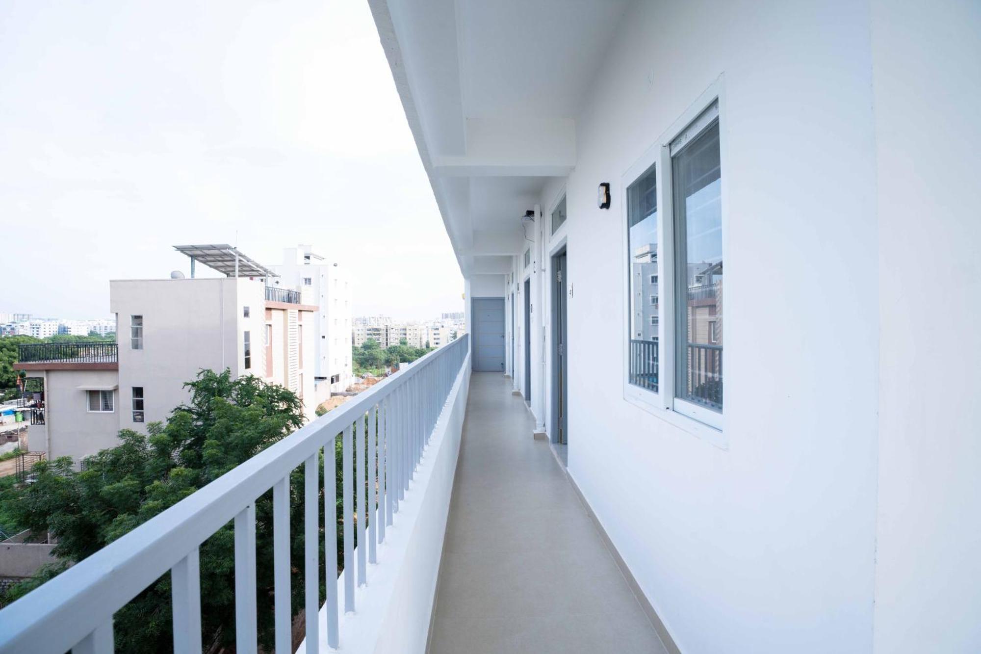 Yellow Bells Studios And Suites Gachibowli Eksteriør bilde