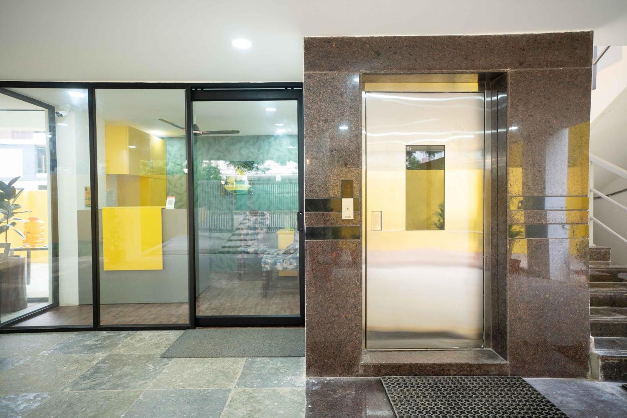 Yellow Bells Studios And Suites Gachibowli Eksteriør bilde