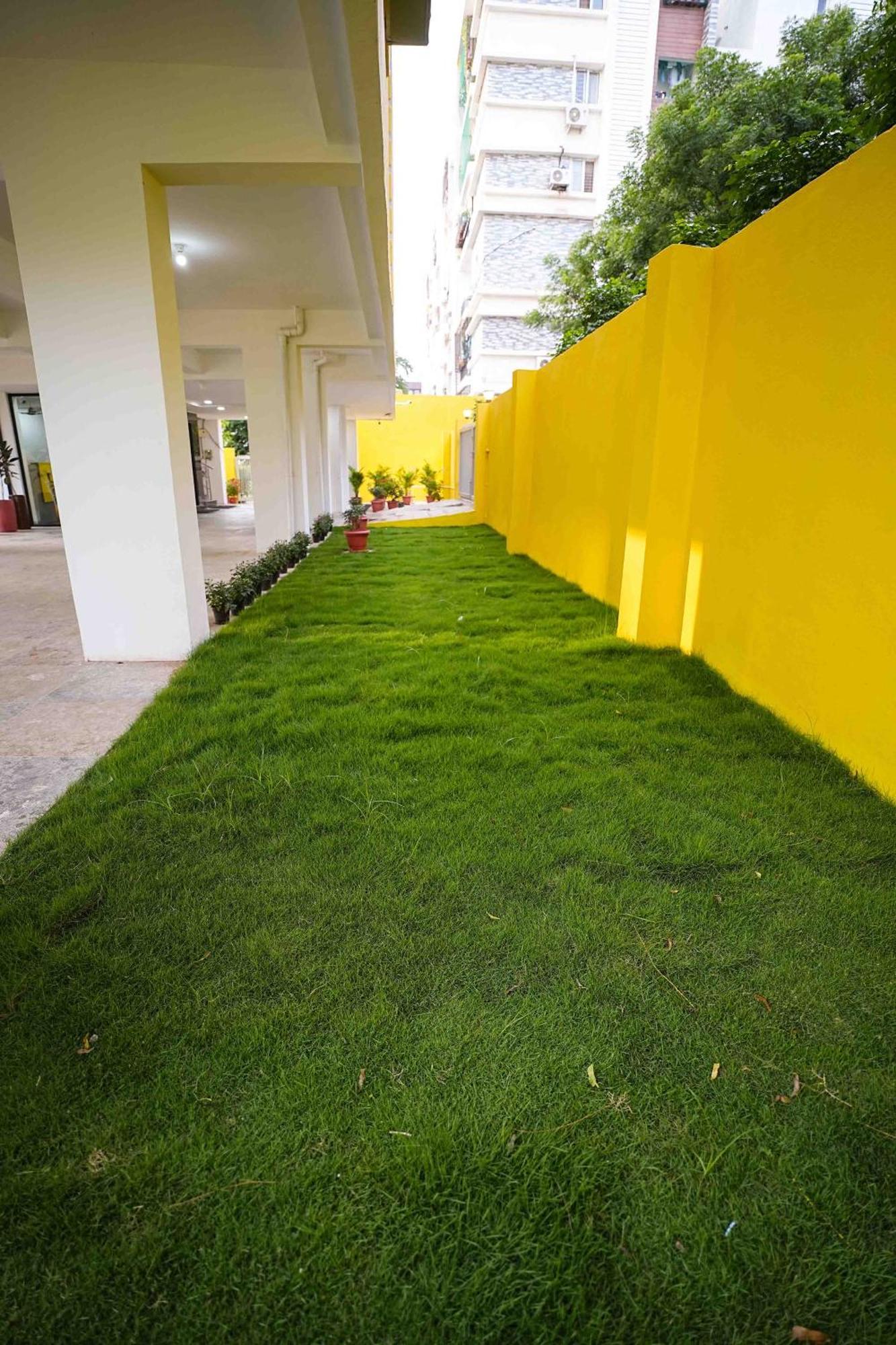 Yellow Bells Studios And Suites Gachibowli Eksteriør bilde