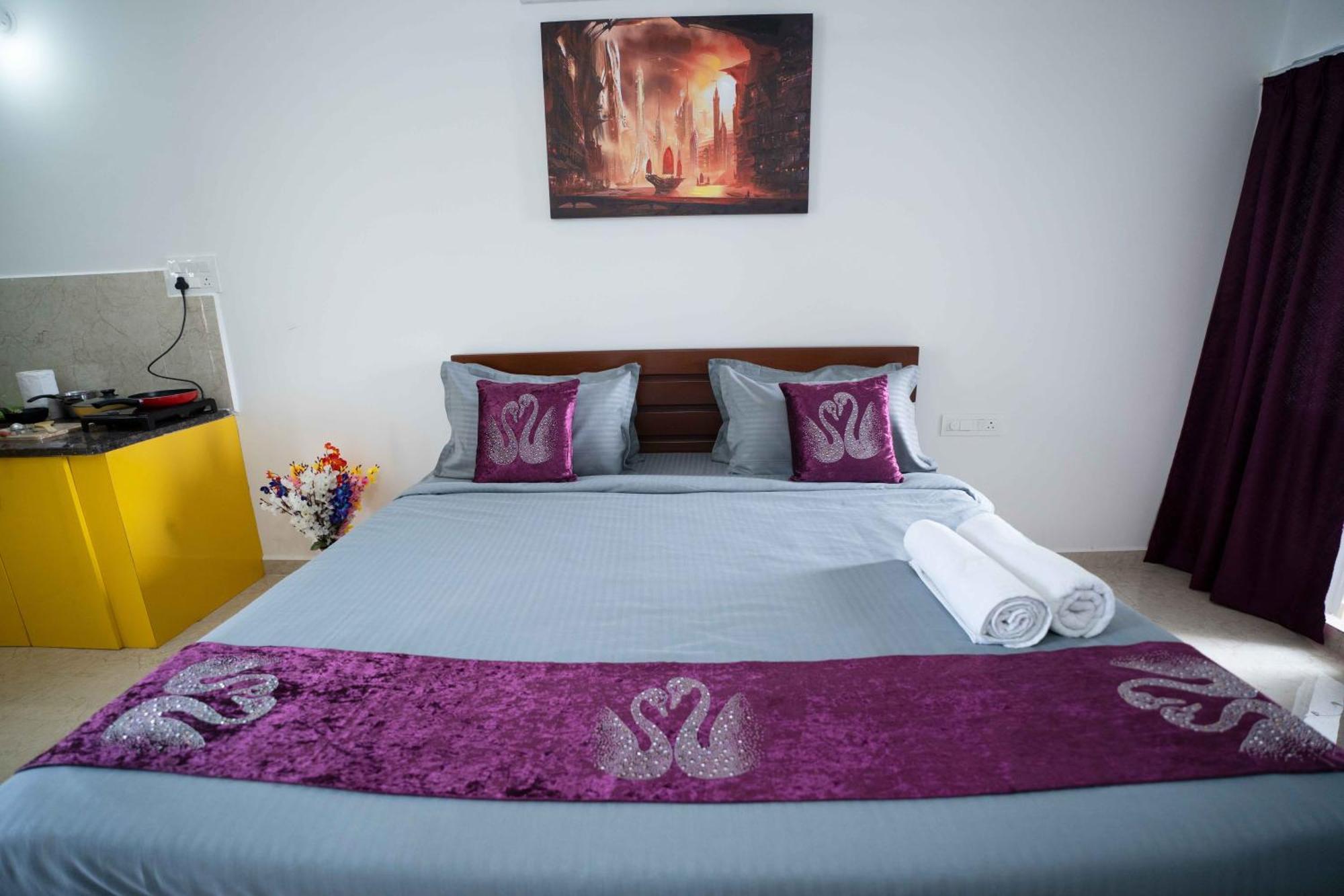 Yellow Bells Studios And Suites Gachibowli Eksteriør bilde