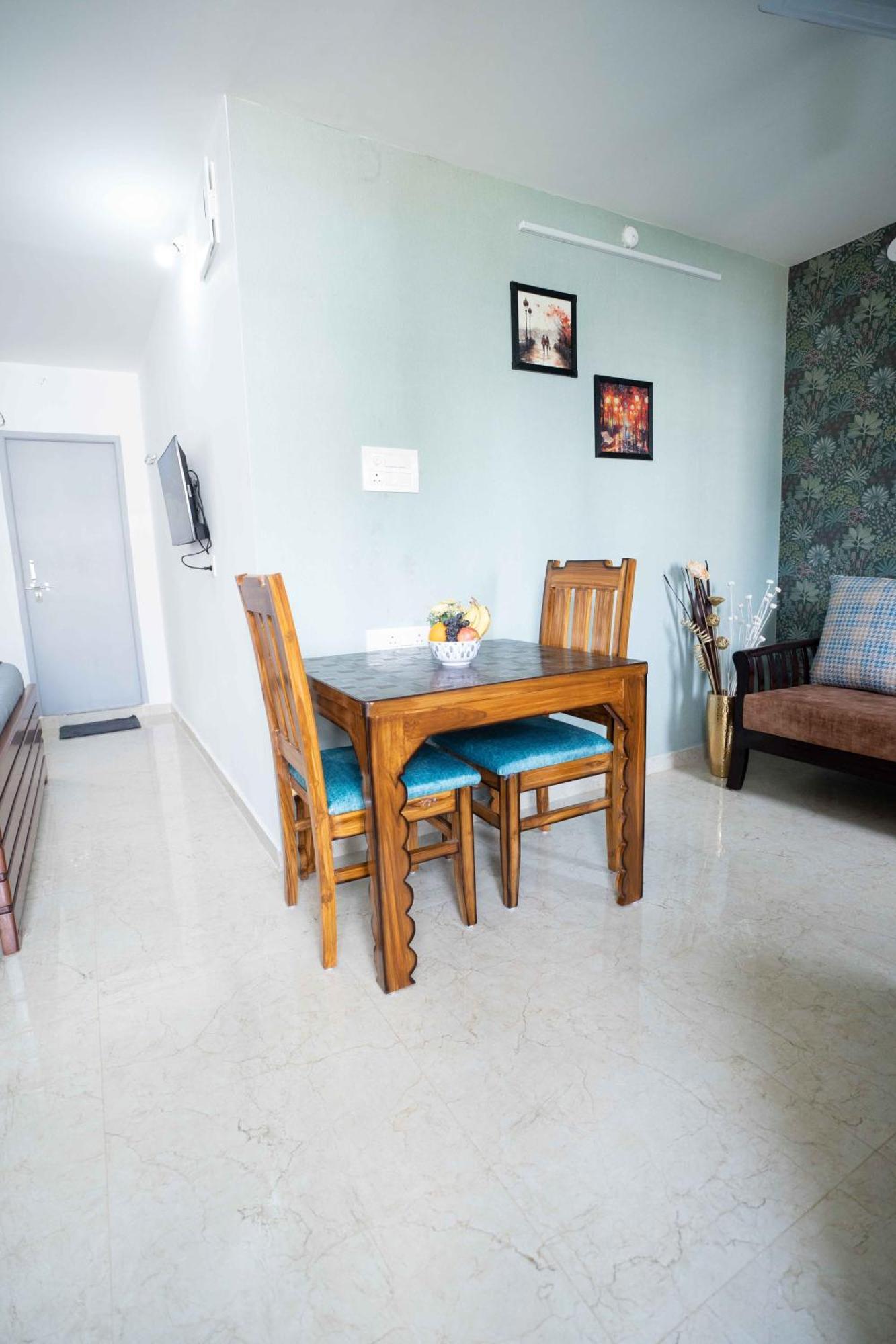 Yellow Bells Studios And Suites Gachibowli Eksteriør bilde
