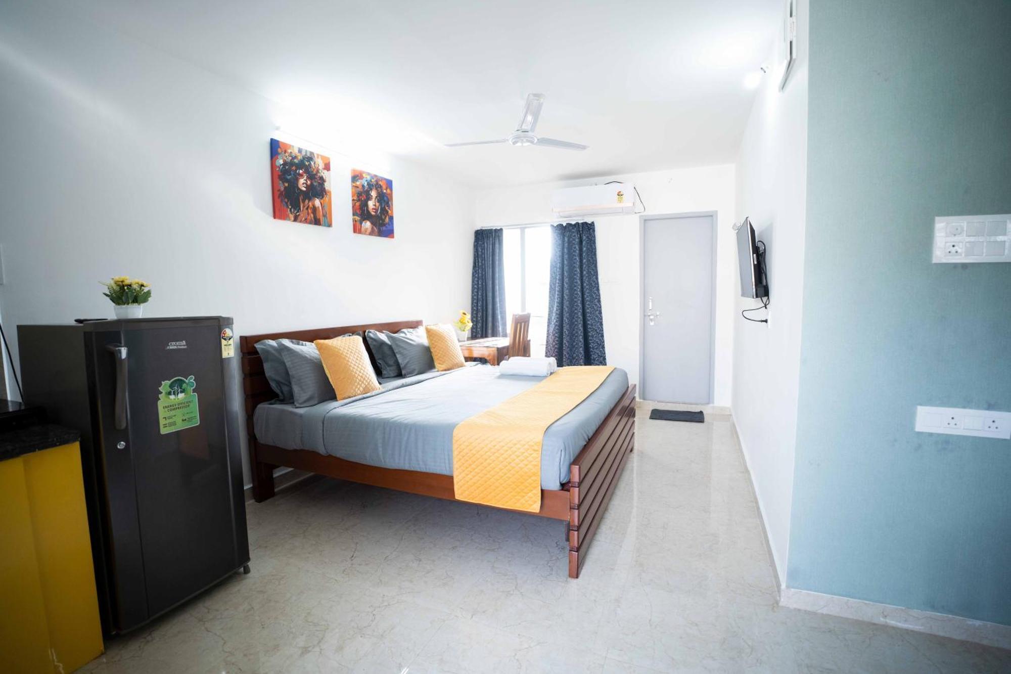 Yellow Bells Studios And Suites Gachibowli Eksteriør bilde