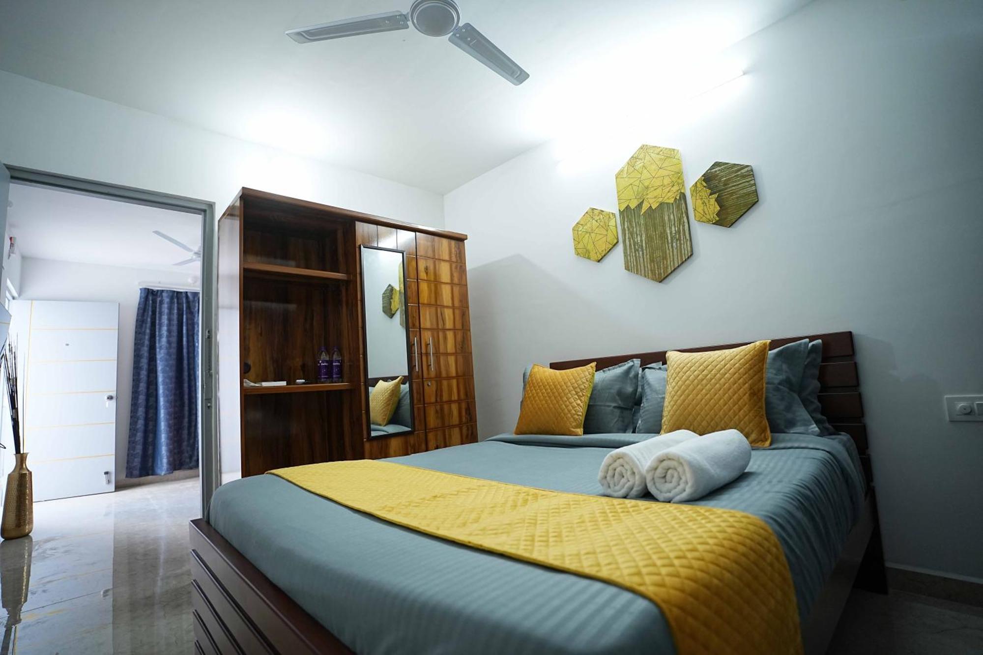 Yellow Bells Studios And Suites Gachibowli Eksteriør bilde